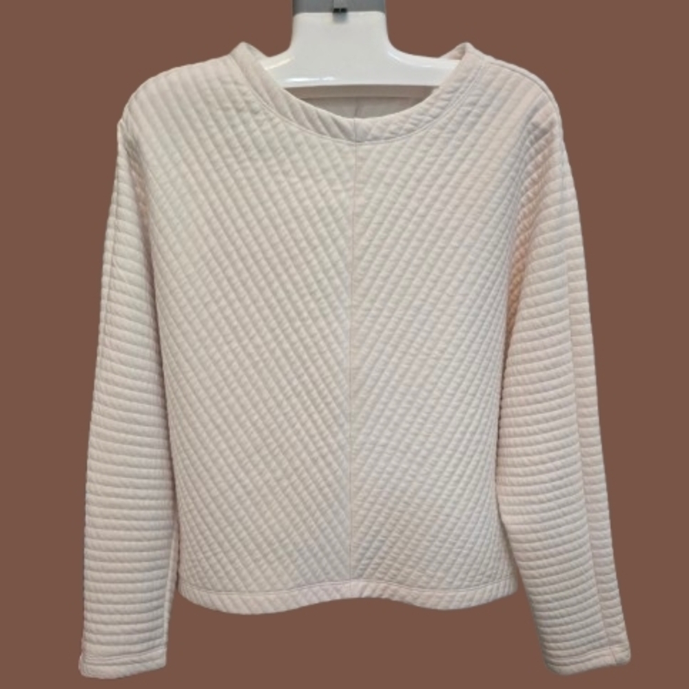 NWT a new day Cream Quilted Crew Neck‎ Sweatshirt